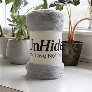 Unhide Lil’ Marsh Blanket